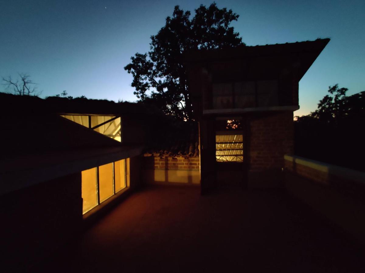 Surwahi Social Ecoestate Kānha Εξωτερικό φωτογραφία