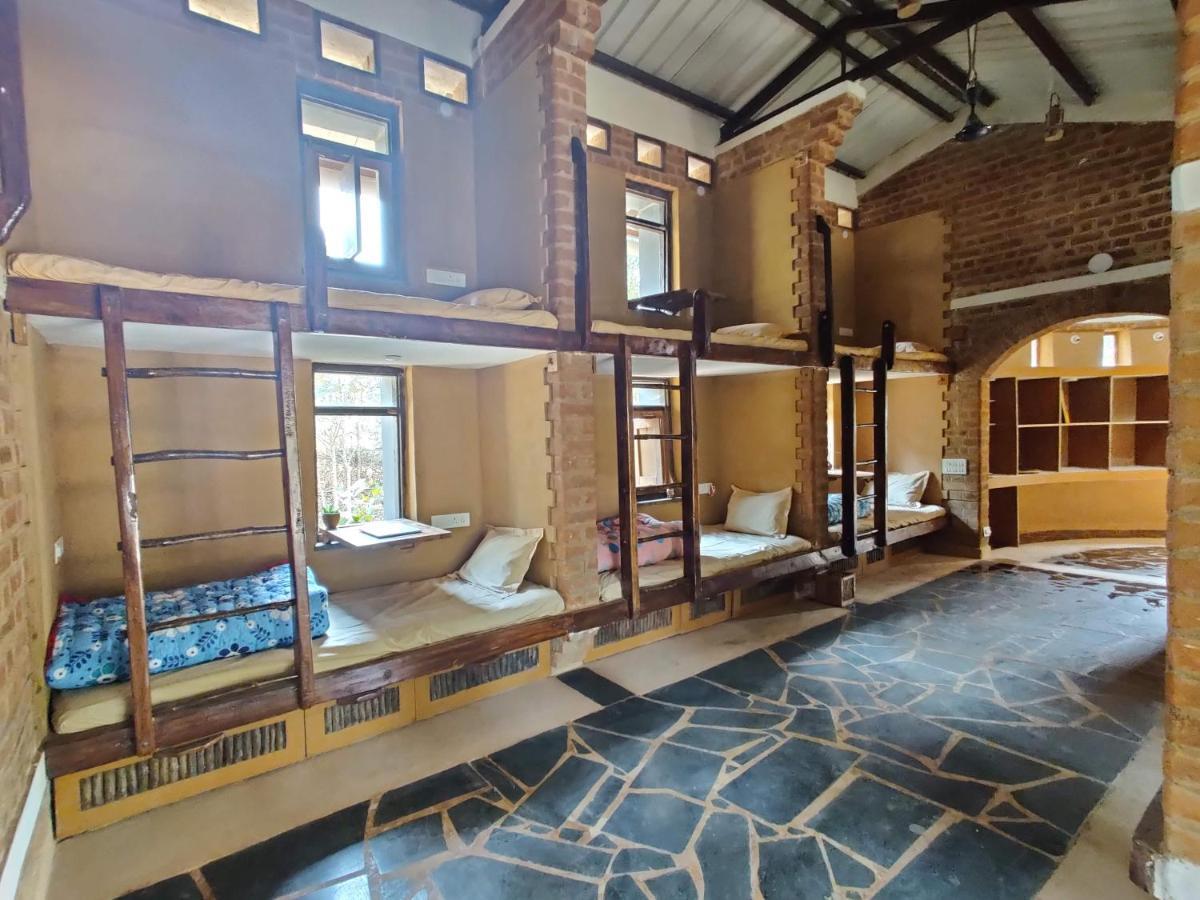 Surwahi Social Ecoestate Kānha Εξωτερικό φωτογραφία