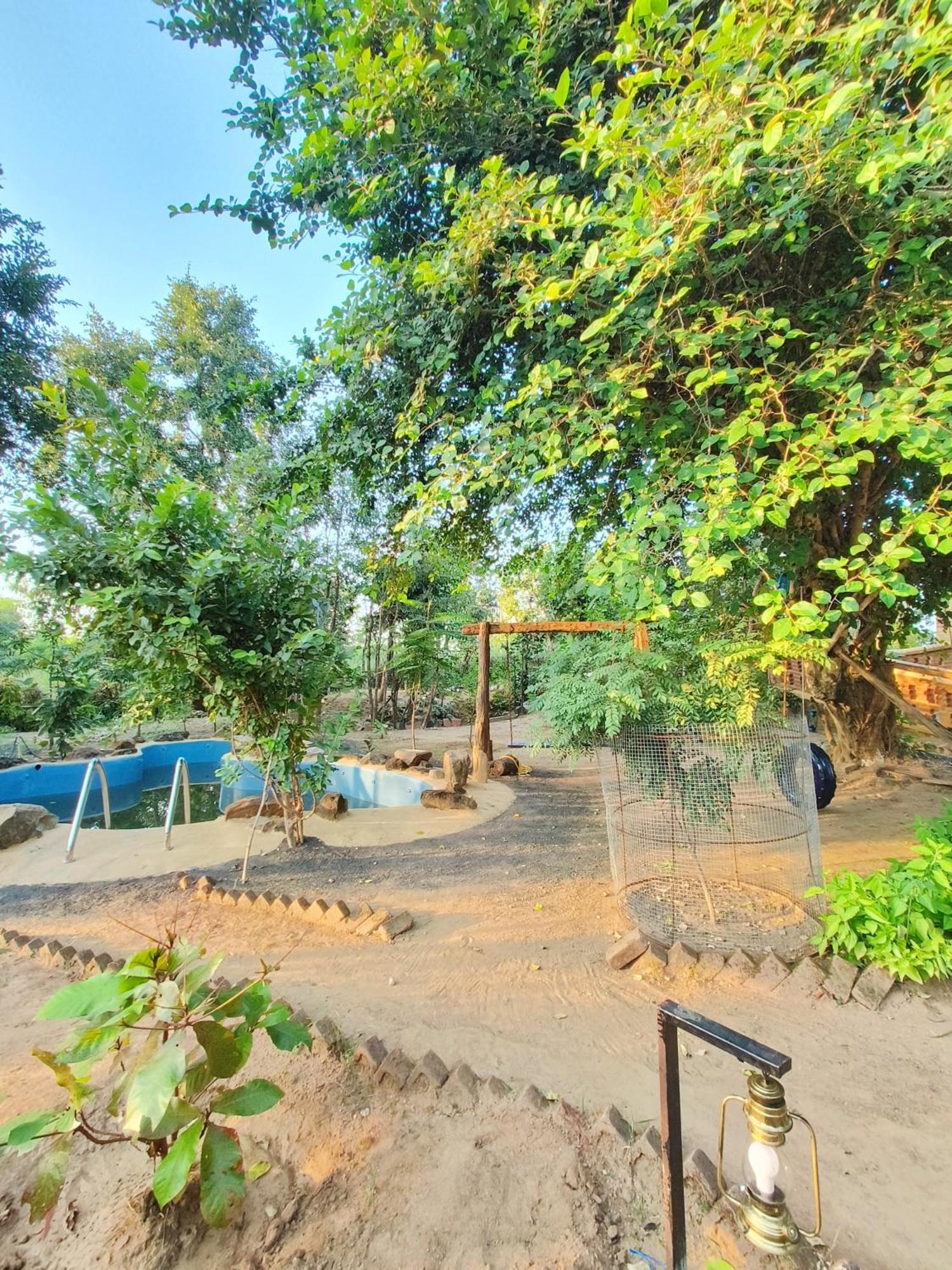 Surwahi Social Ecoestate Kānha Εξωτερικό φωτογραφία