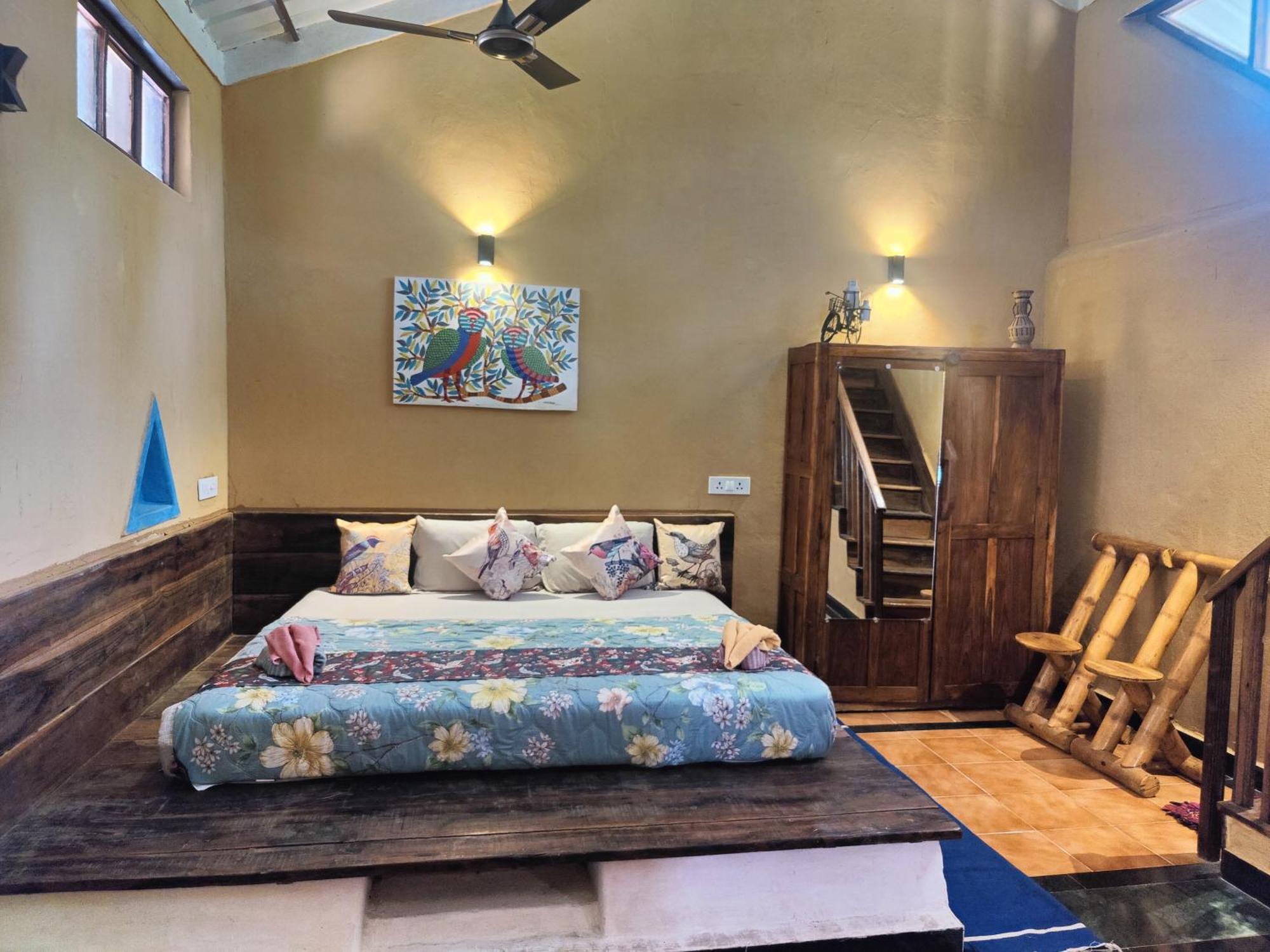 Surwahi Social Ecoestate Kānha Εξωτερικό φωτογραφία