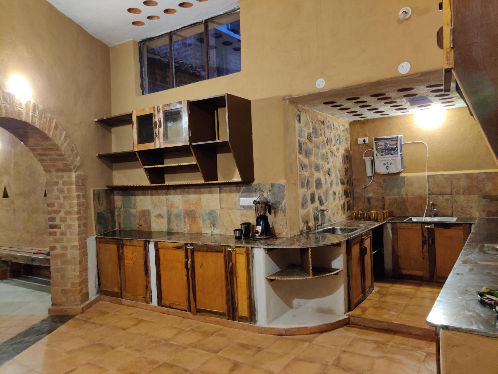 Surwahi Social Ecoestate Kānha Εξωτερικό φωτογραφία