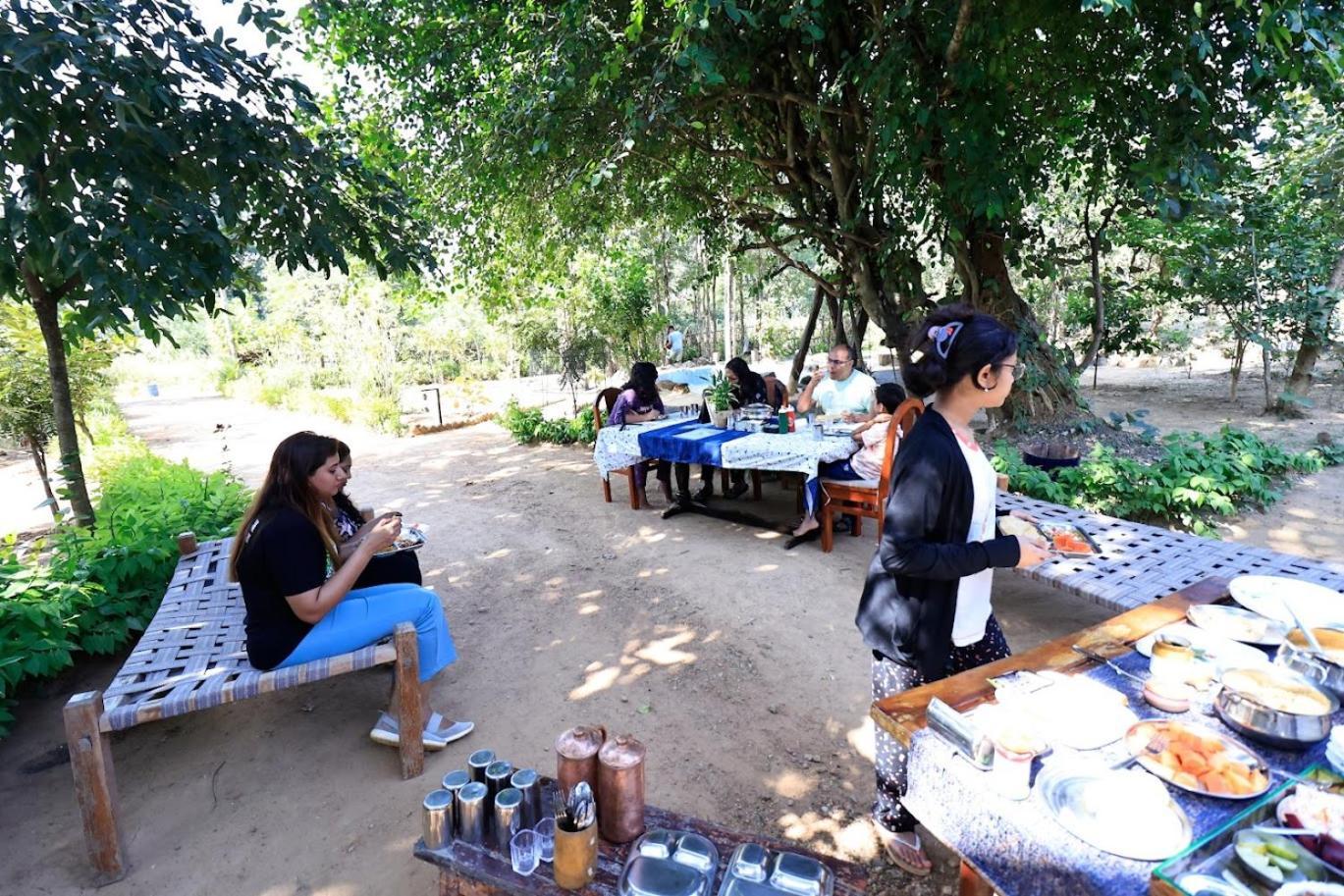 Surwahi Social Ecoestate Kānha Εξωτερικό φωτογραφία